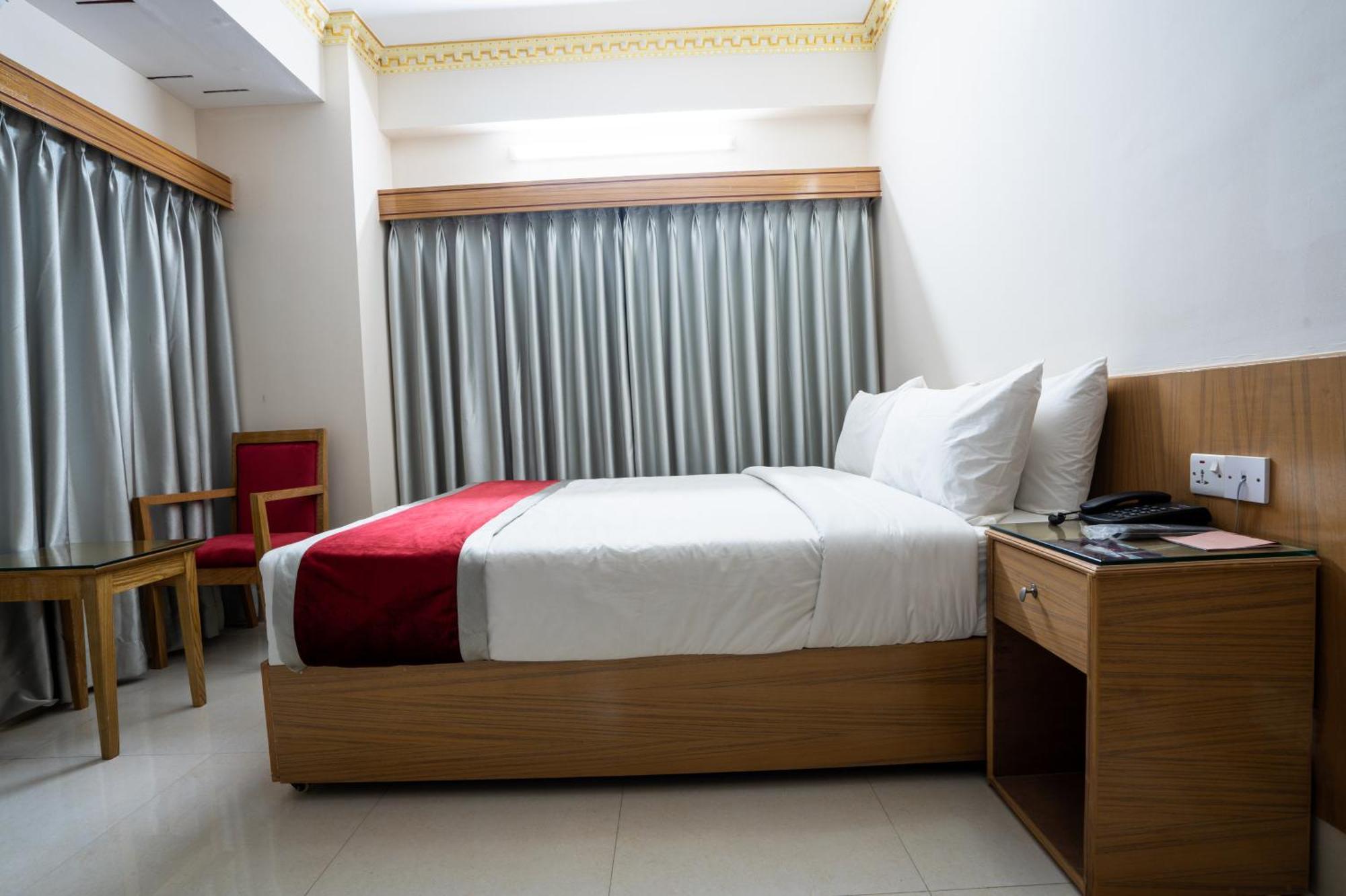 Hotel Safa Residency - Dhaka Ngoại thất bức ảnh